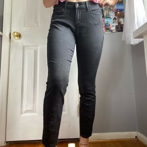 Levi’s curvy skinny jeans